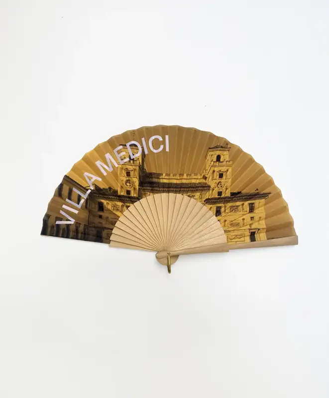 Abanico a medida para Villa Medici