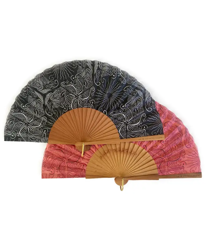 Diseño a medida inspirado en el modernismo barcelonés para una preboda en la ciudad